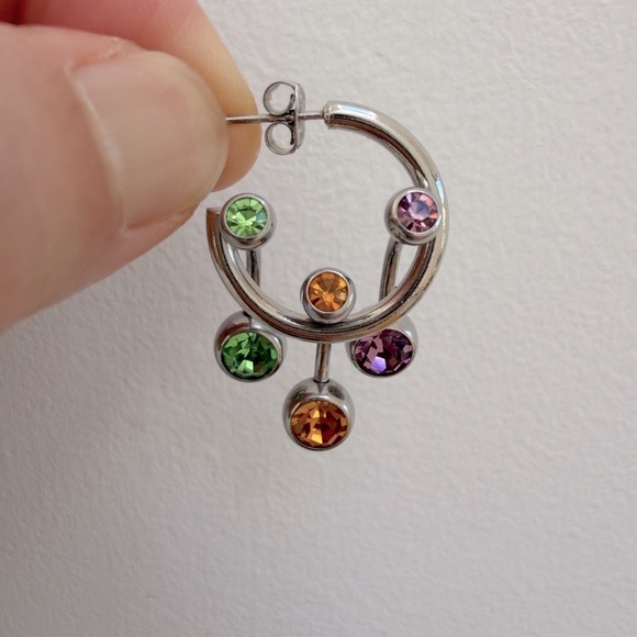 Justine Clenquet Tavi Single Earring - Picture 5 of 5